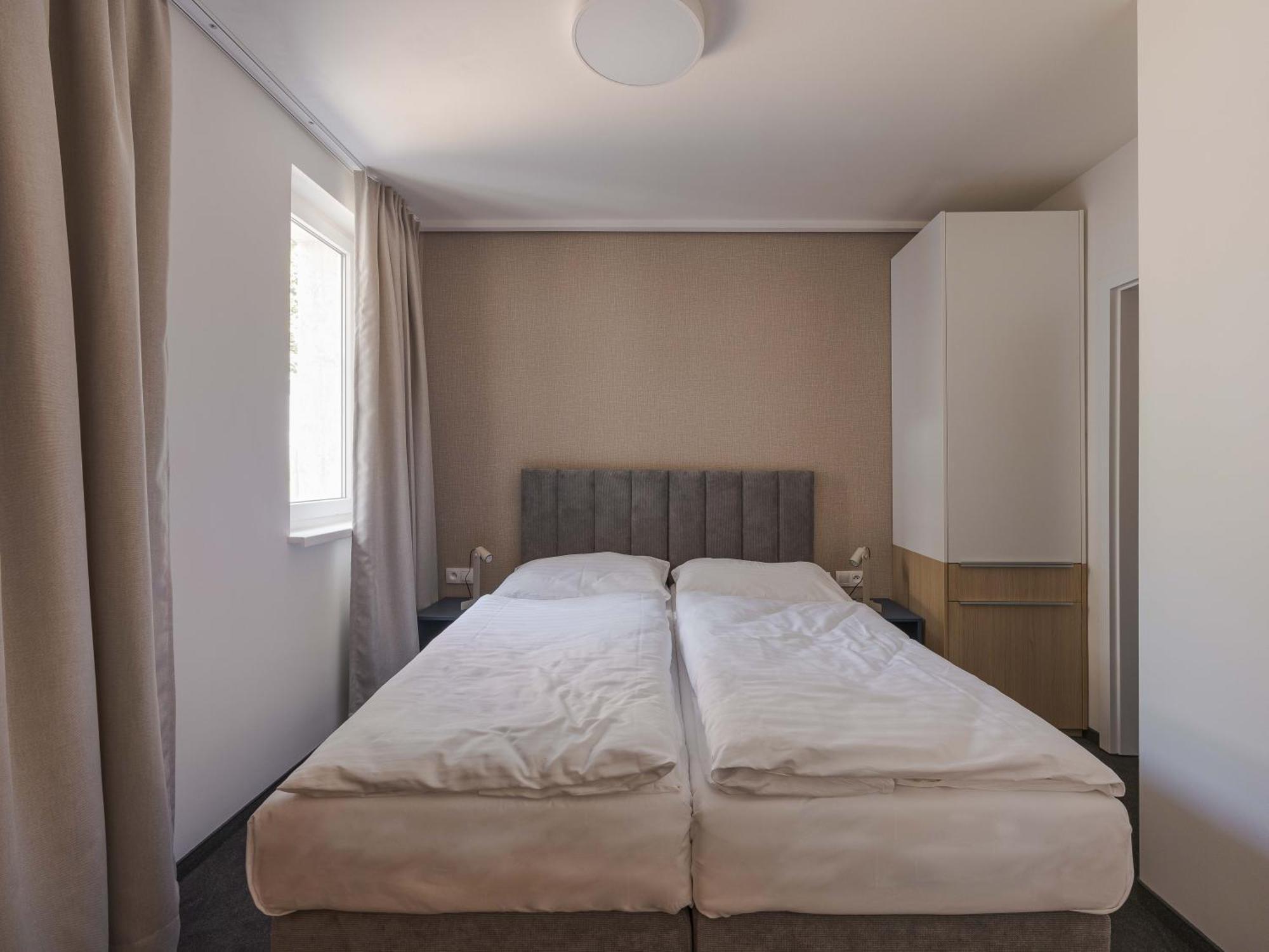 Hotel Taxis Bratislava - New Rooms Kültér fotó